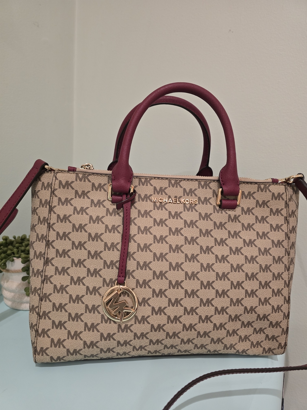 Michael Kors MK Signature Satchel in Berry Pink Trim